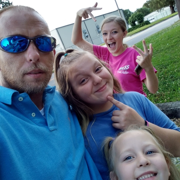 Meet your Posher, Ronald - Picture 1 of 1